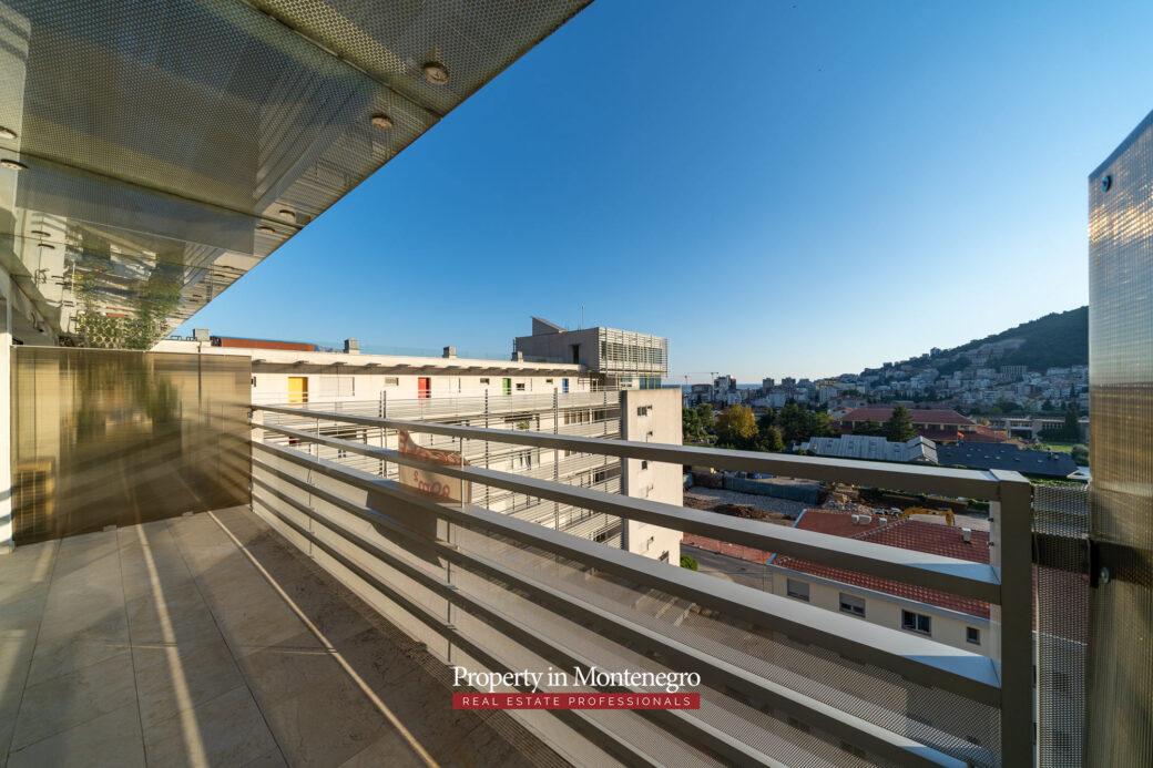 Two bedroom apartment in Budva