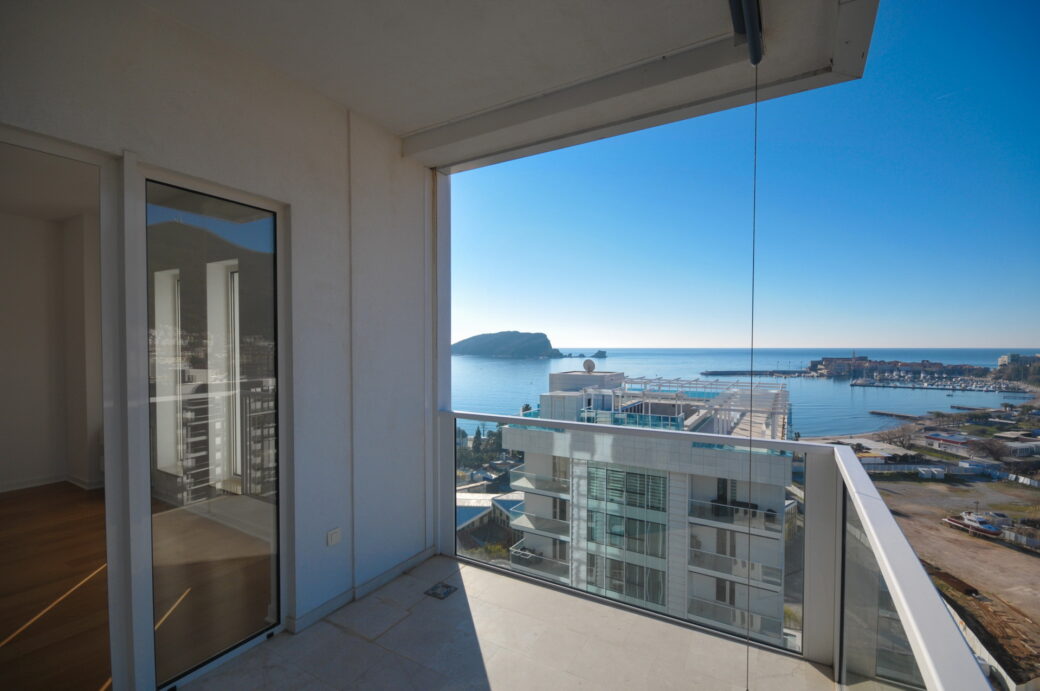 Two bedroom apartment in Budva