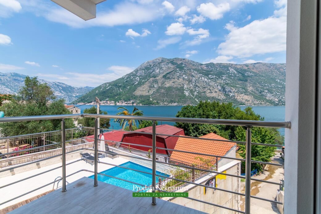 One bedroom apartment in Kotor