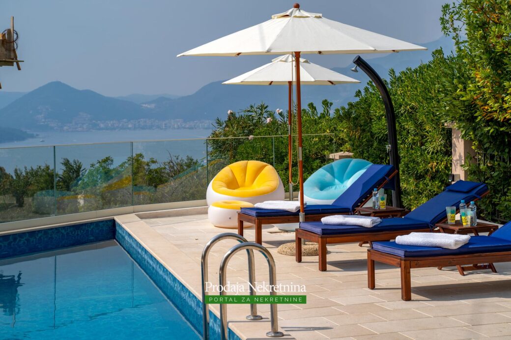 Luxury-villa-with-swimming-pool-for-sale-in-Budva (5)