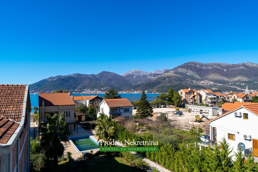 Three bedroom apartment in Tivat