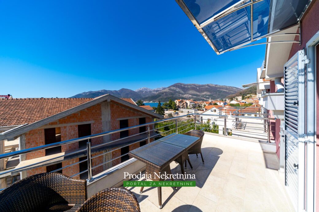 Three bedroom apartment in Tivat