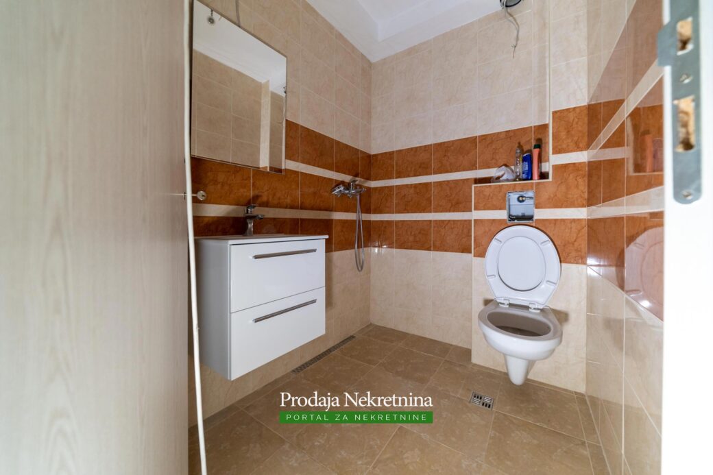 Two bedroom condo in Tivat