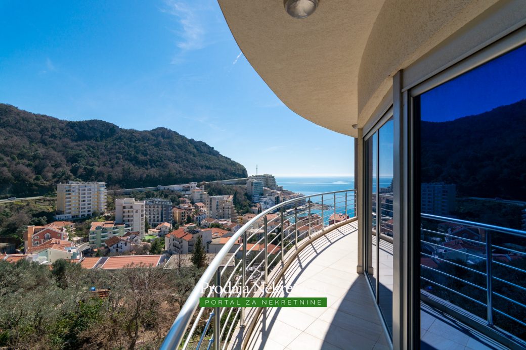 Apartment for sale in Budva