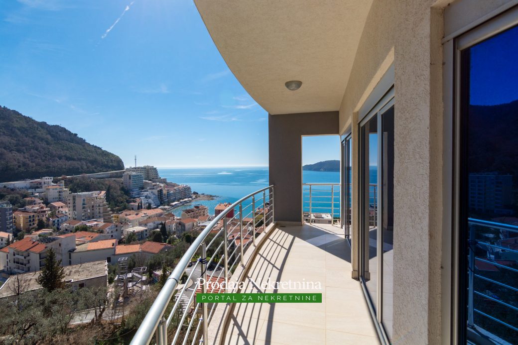 Apartment for sale in Budva