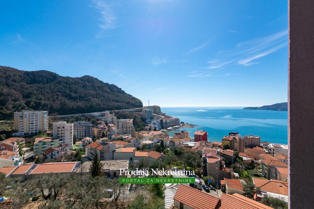 Apartment for sale in Budva