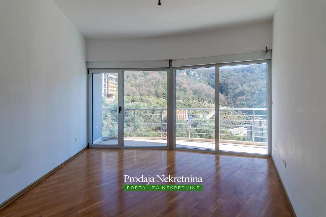 Apartment for sale in Budva