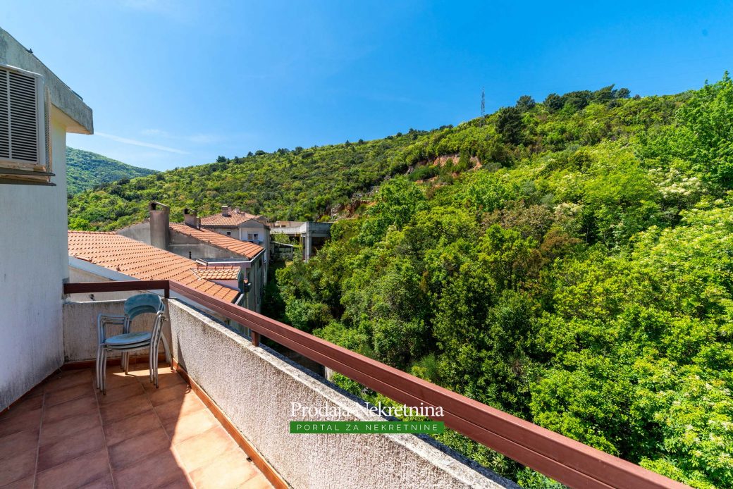 Luxury duplex for sale in Budva