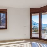 Seaview apartment in Becici