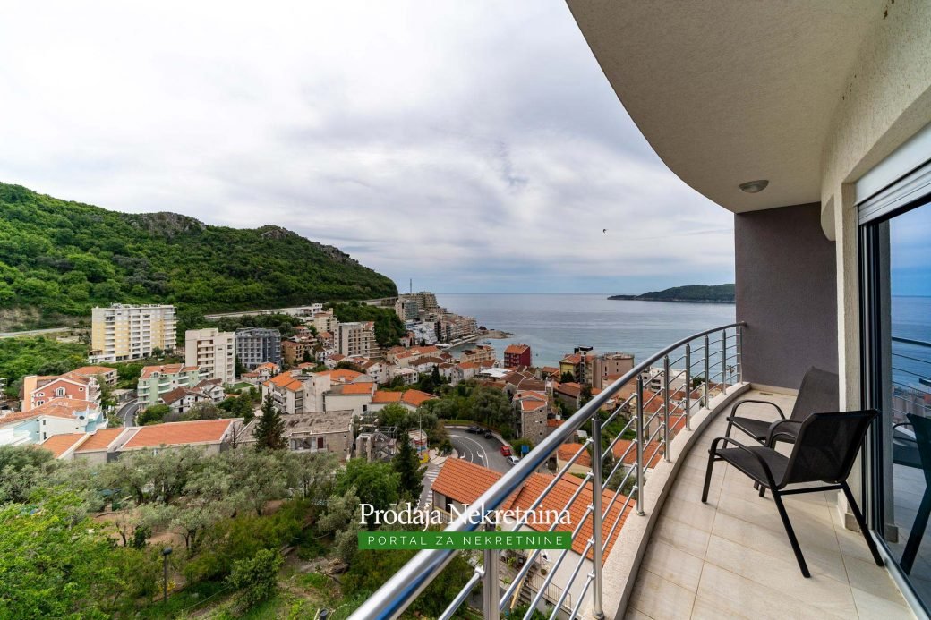 Furnished apartment in Budva for sale
