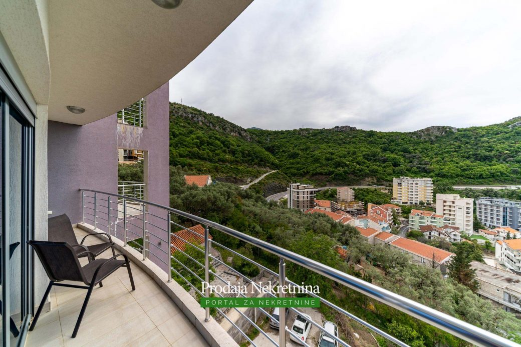 Furnished apartment in Budva for sale