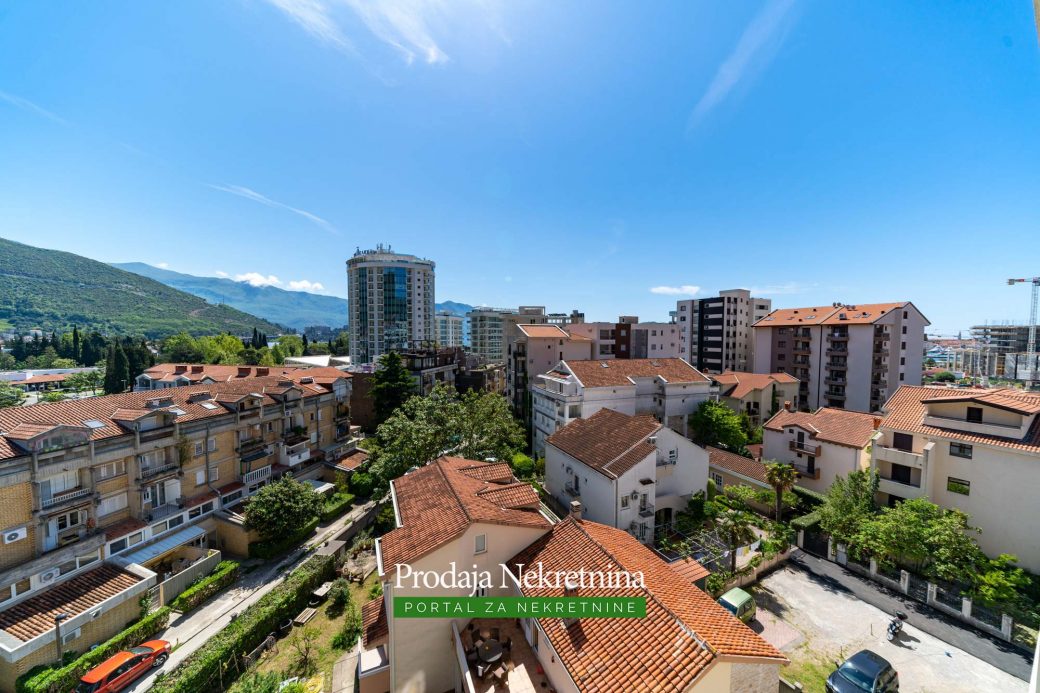 One bedroom apartment in Budva