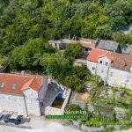 Prodaje se zemljiste u Boku Kotorsku