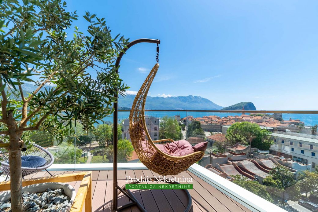 Luxury apartment in Budva