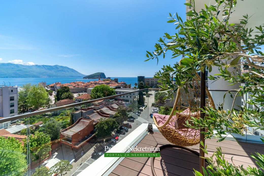 Luxury apartment in Budva