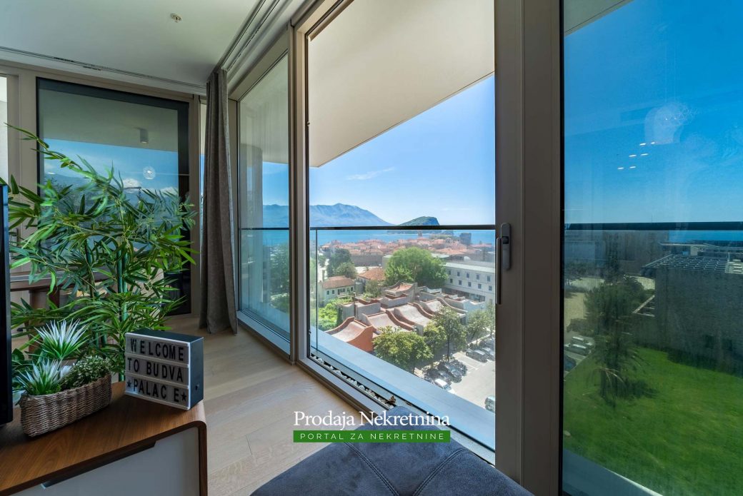 Luxury apartment in Budva