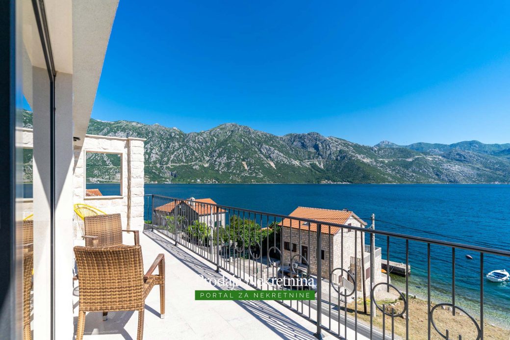 Villa for sale in Bay of Kotor