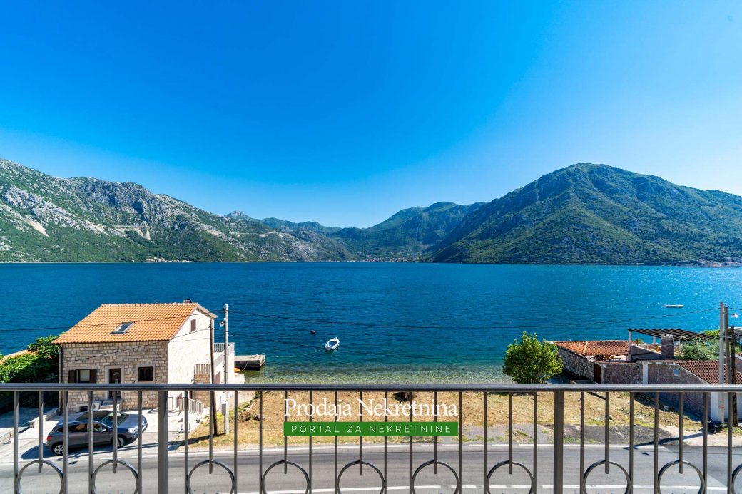 Villa for sale in Bay of Kotor