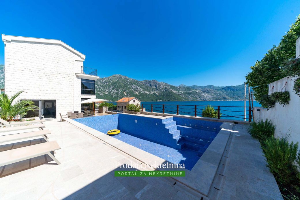 Villa for sale in Bay of Kotor