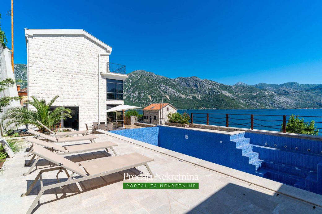 Villa for sale in Bay of Kotor