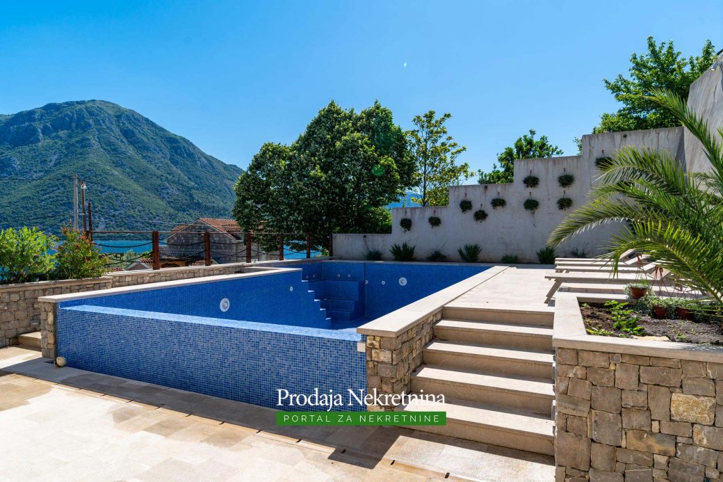 Villa for sale in Bay of Kotor