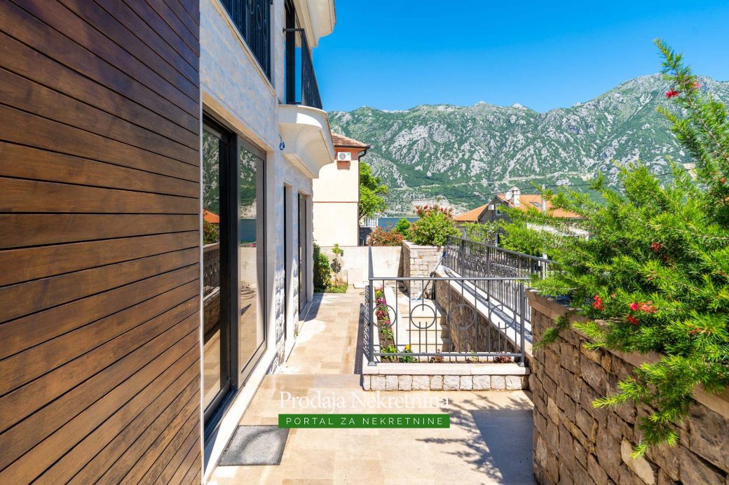 Villa for sale in Bay of Kotor