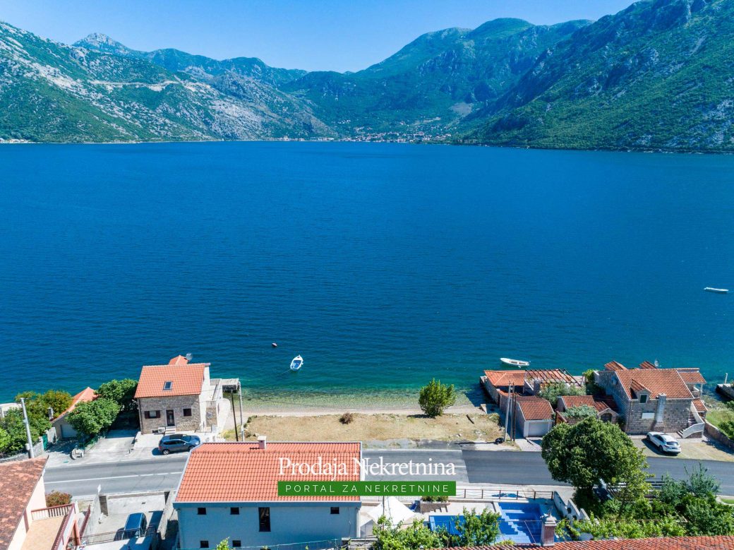 Villa for sale in Bay of Kotor