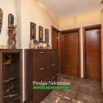 Prodaje se apartman u Dobroti