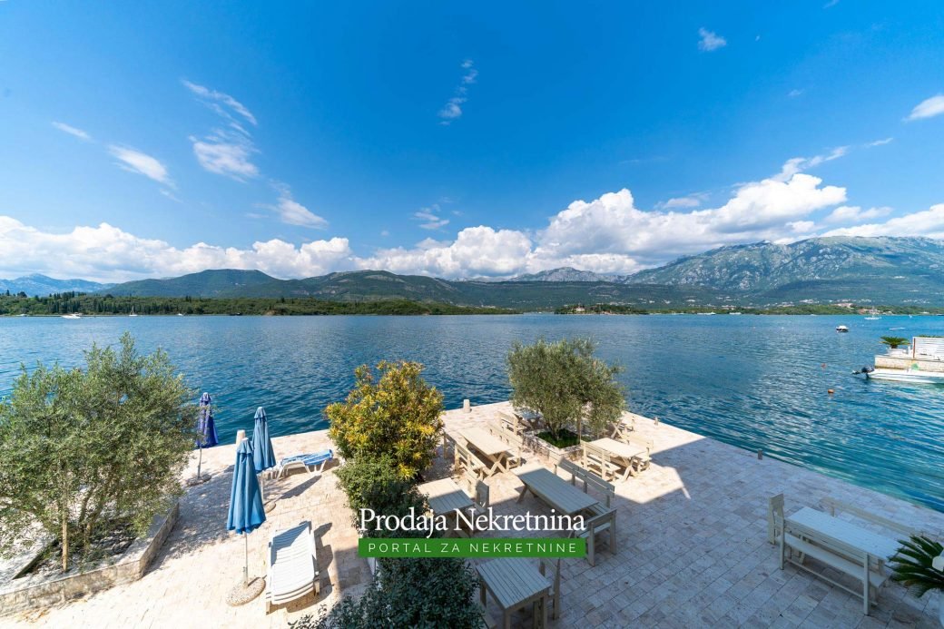 Apartment for sale in Tivat Bay