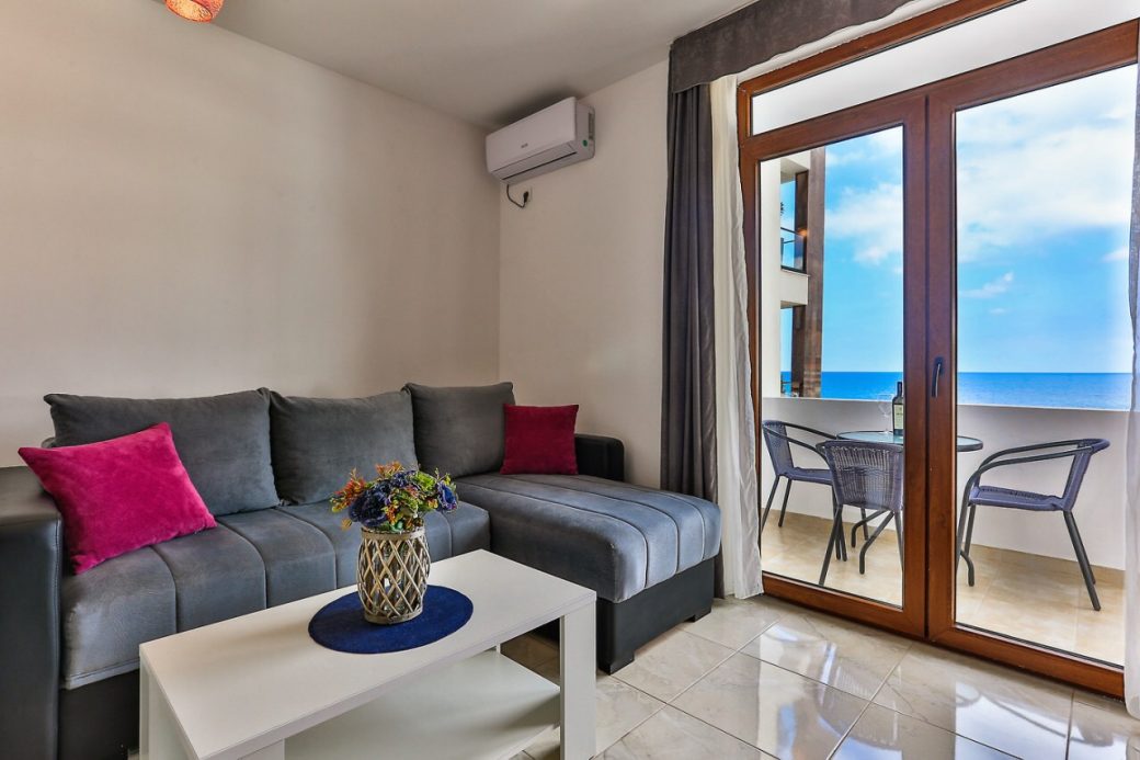Hotel for sale in Bar