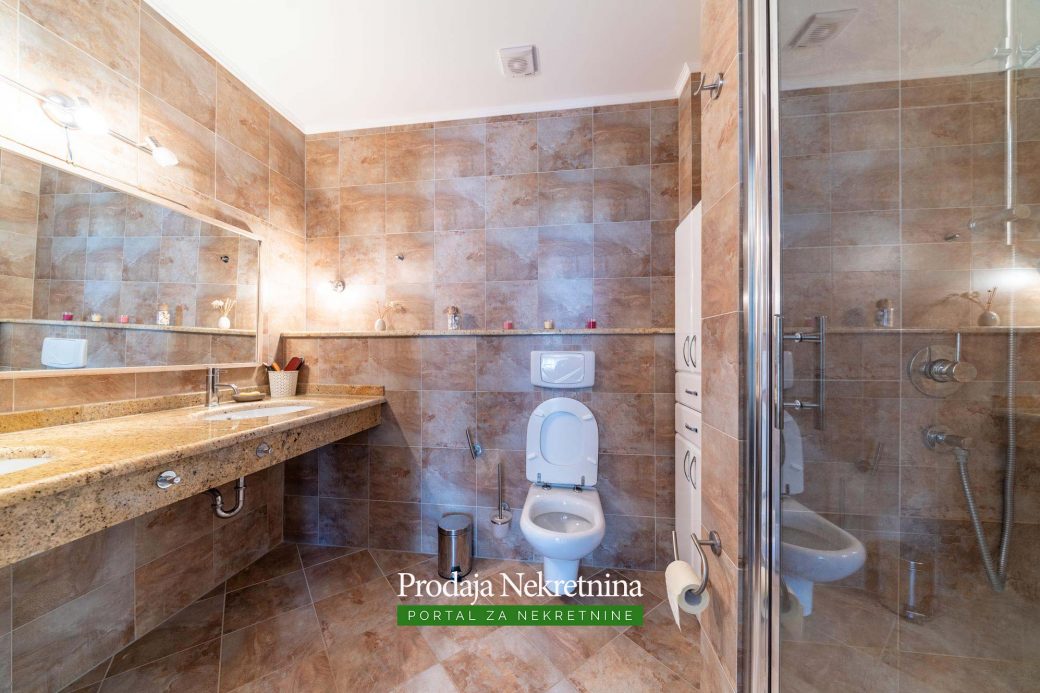 Three bedroom apartment in Kotor Bay