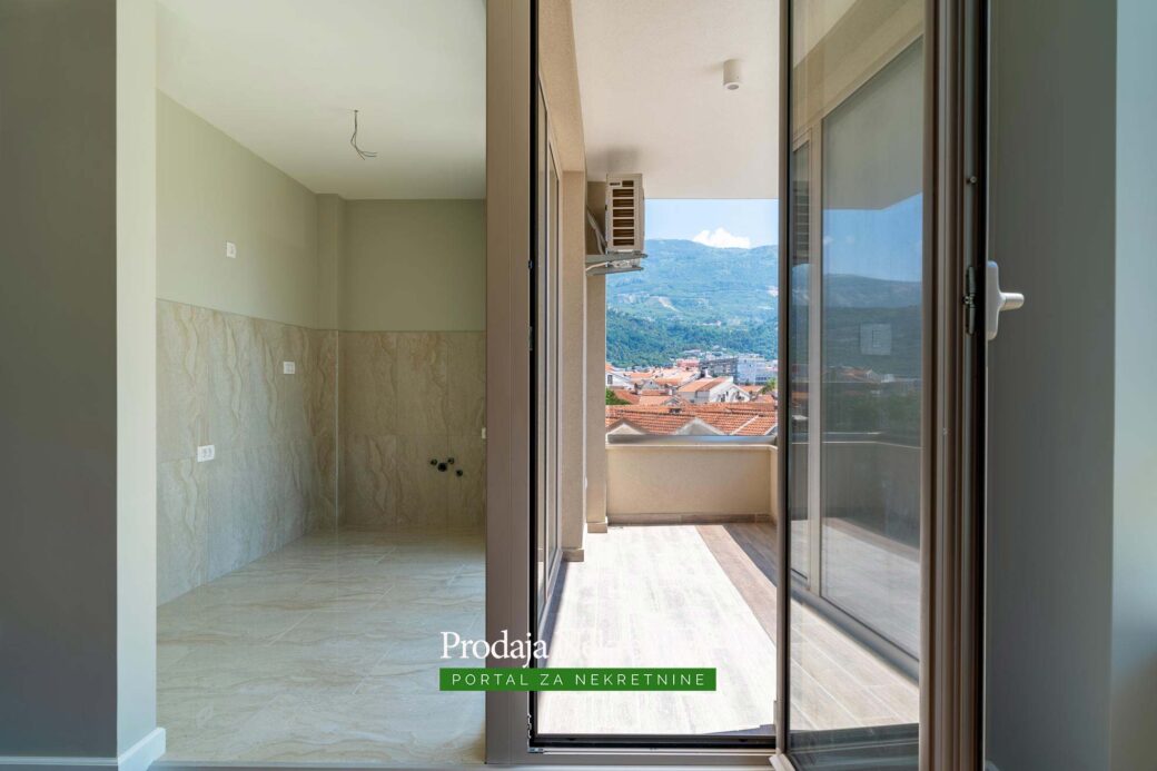 Two bedroom apartment in Budva