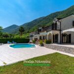 Villas-with-swimming-pool-for-sale-in-Bay-of-Kotor (33)