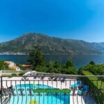 Villas-with-swimming-pool-for-sale-in-Bay-of-Kotor (47)