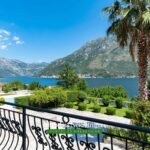 Villas-with-swimming-pool-for-sale-in-Bay-of-Kotor (8)