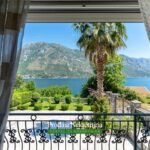 Villas-with-swimming-pool-for-sale-in-Bay-of-Kotor (9)