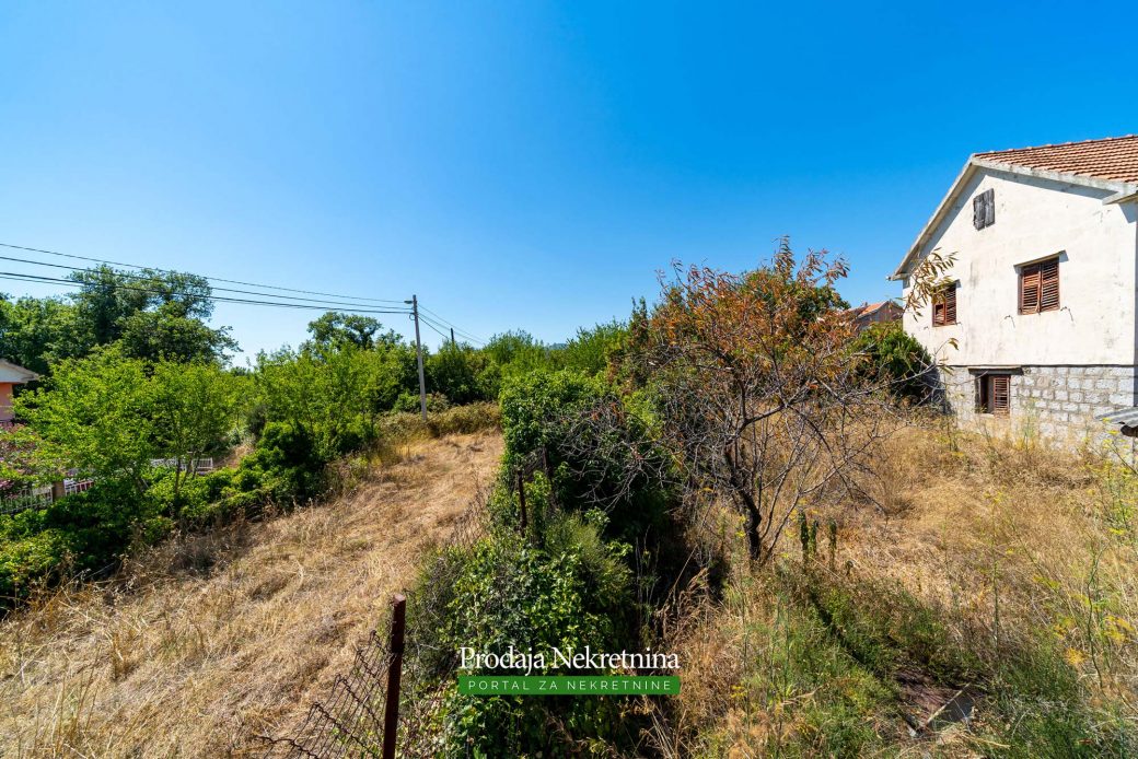 Land for sale in Lustica