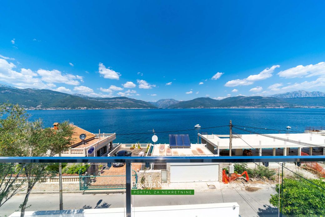 Villa for sale in Tivat