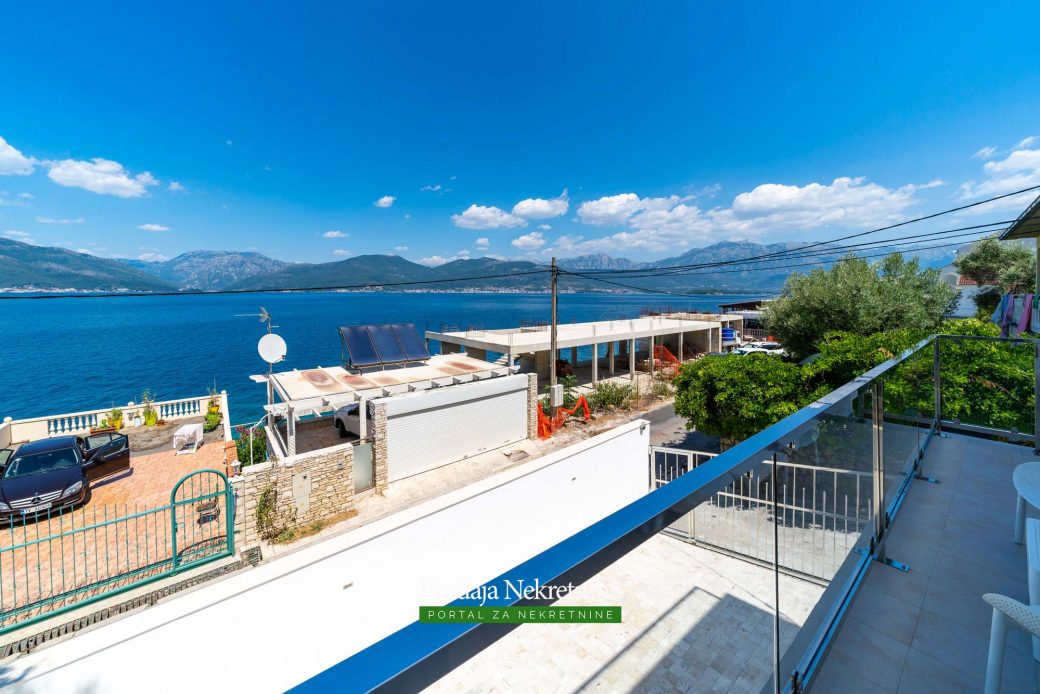 Villa for sale in Tivat