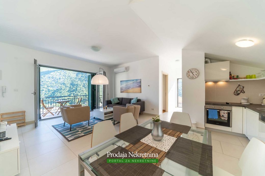 Apartment for sale in Bay of Kotor