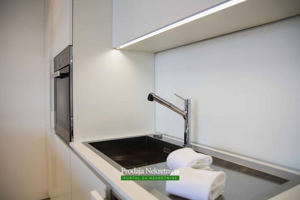 Luksuzan apartman u Budvi