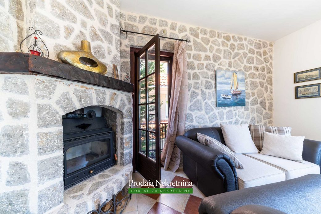 Luxury house for sale in Bay of Kotor