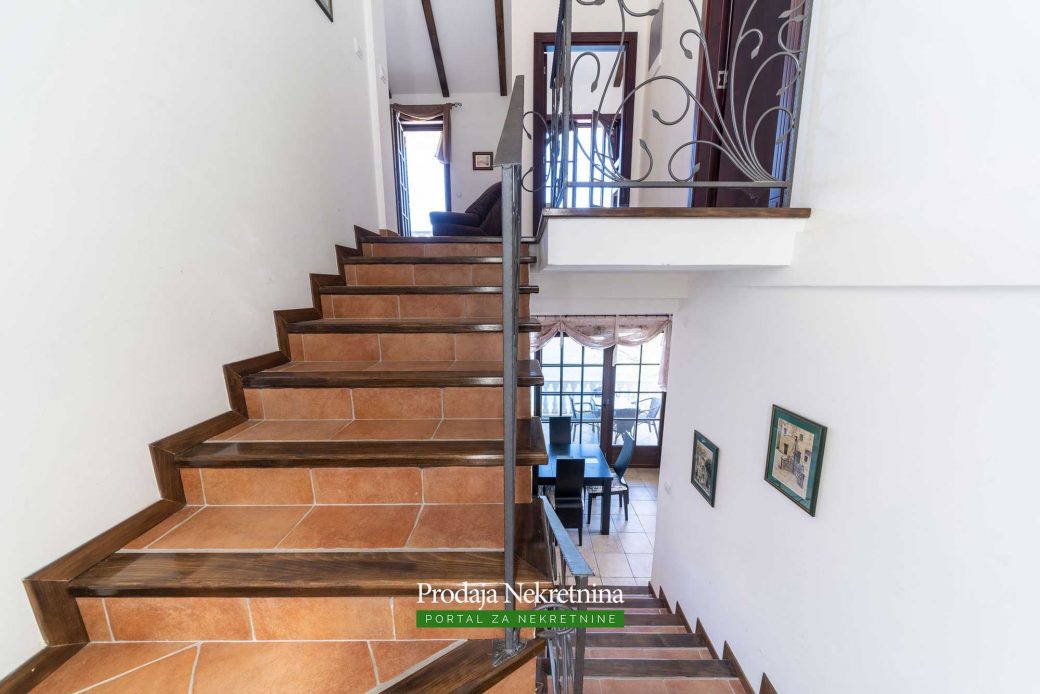 Luxury house for sale in Bay of Kotor