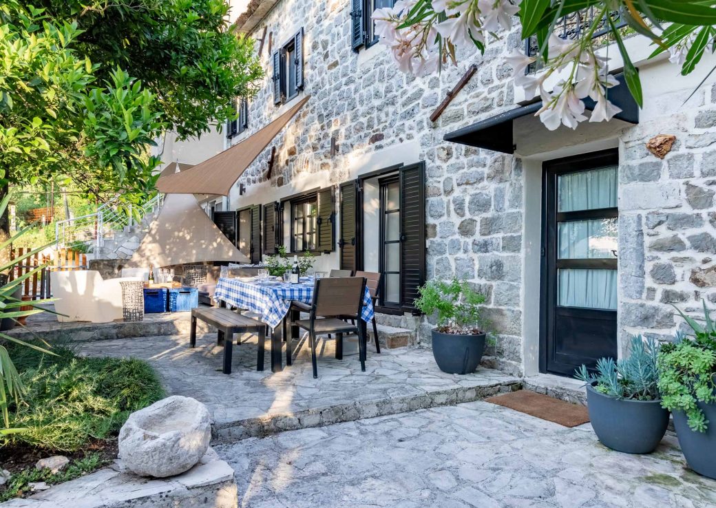 Renovated stone house for sale in Tivat