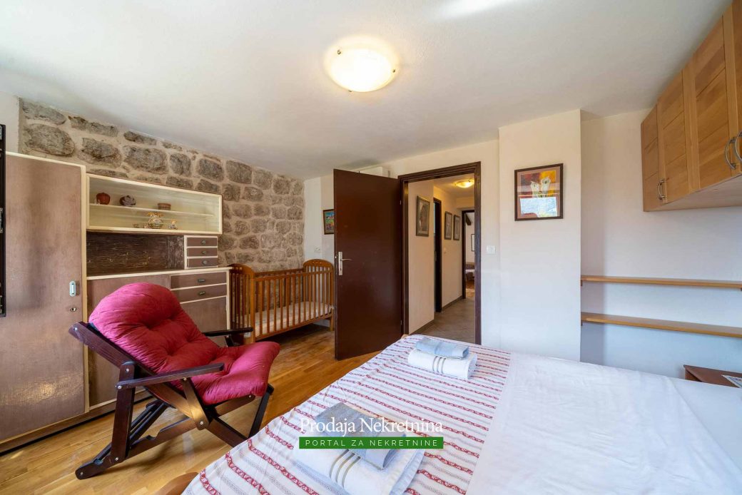 Stone house for sale in Bay of Kotor