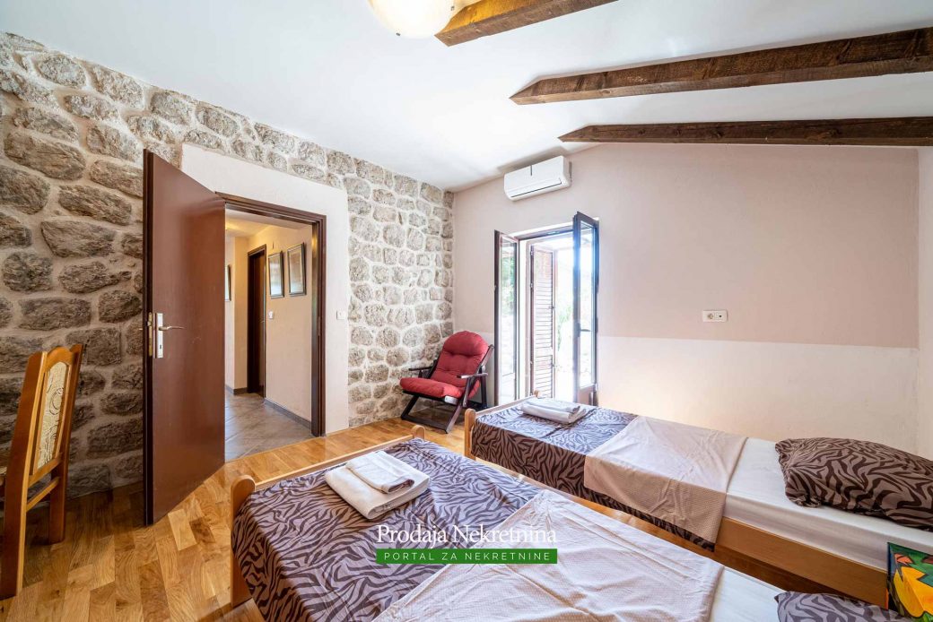 Stone house for sale in Bay of Kotor