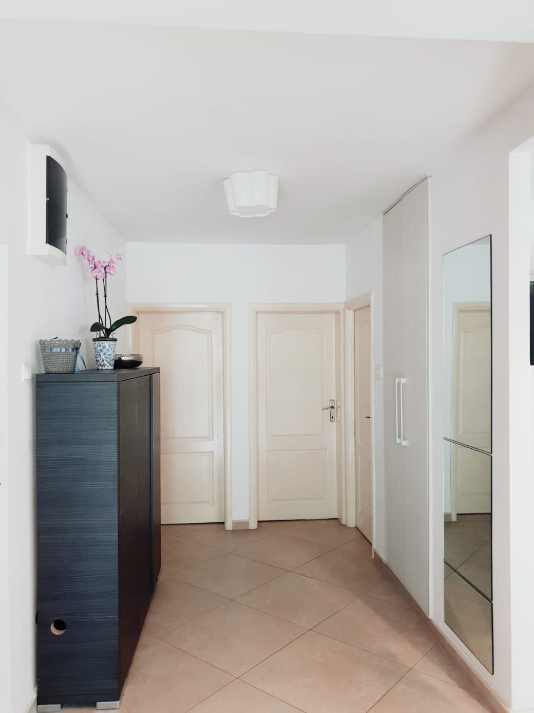 Two bedroom apartment in Kotor Bay