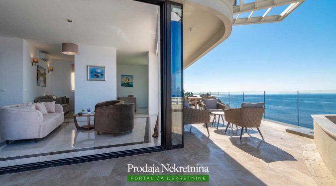 Luxury villa for sale in Budva Riviera