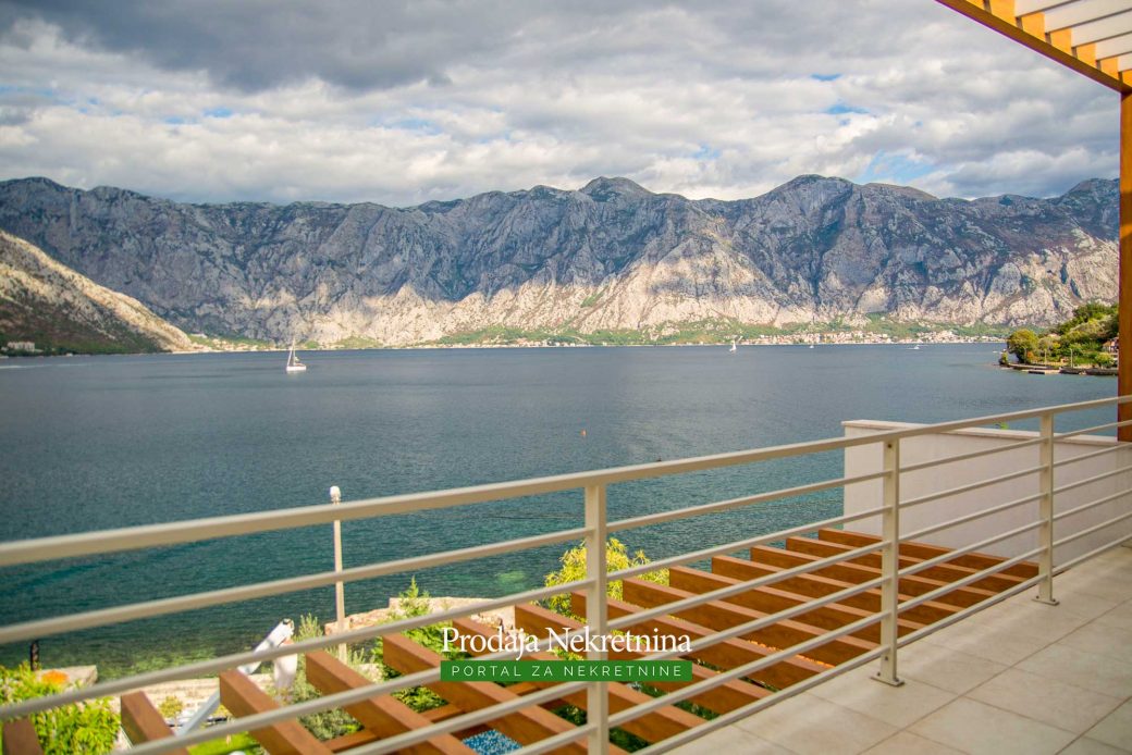 Waterfront villa for sale in Bay of Kotor