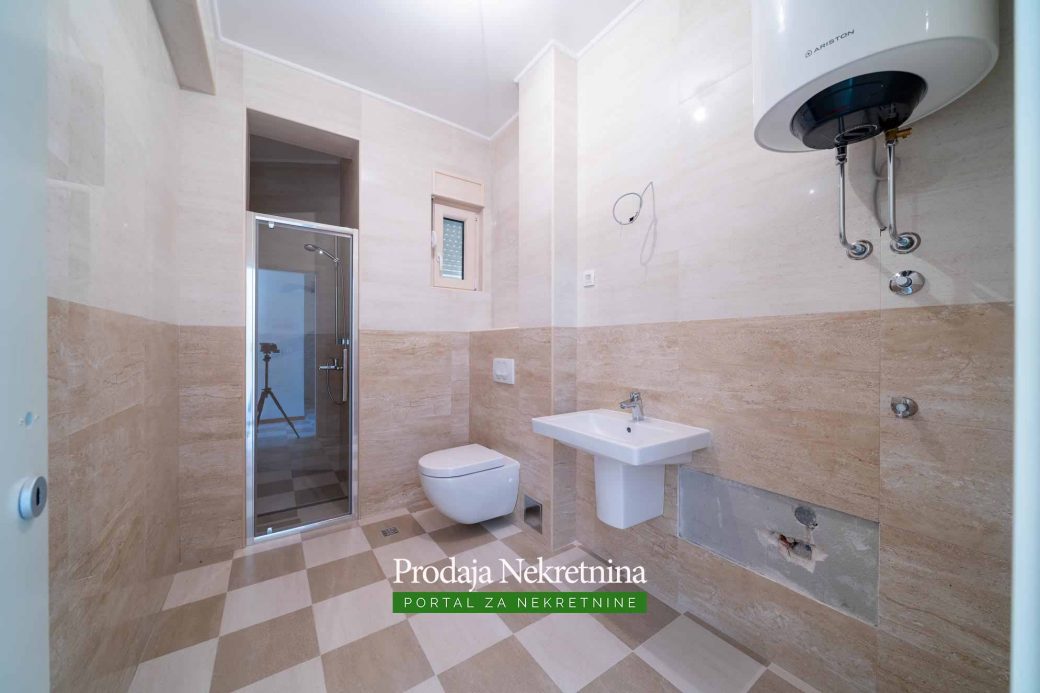 Apartment for sale in Orahovac